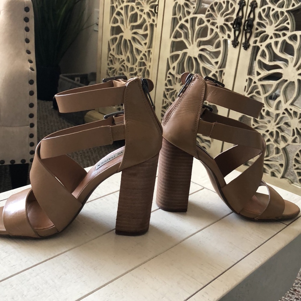 Steve Madden Tan Leather Sandals SZ 6 - Picture 6 of 13